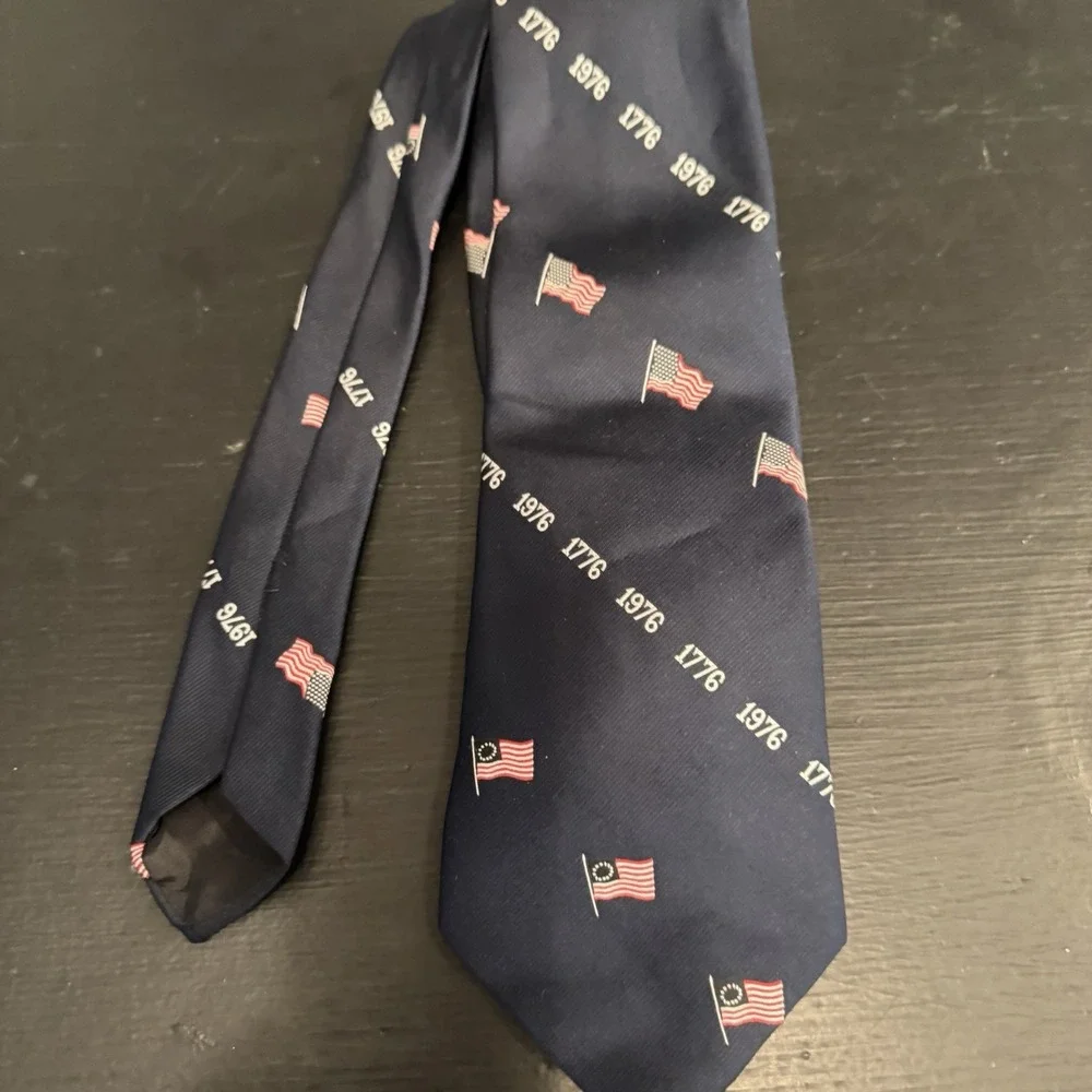 Vintage God Bless America‎ Tie American Flag 1776 Navy Blue Men's Necktie